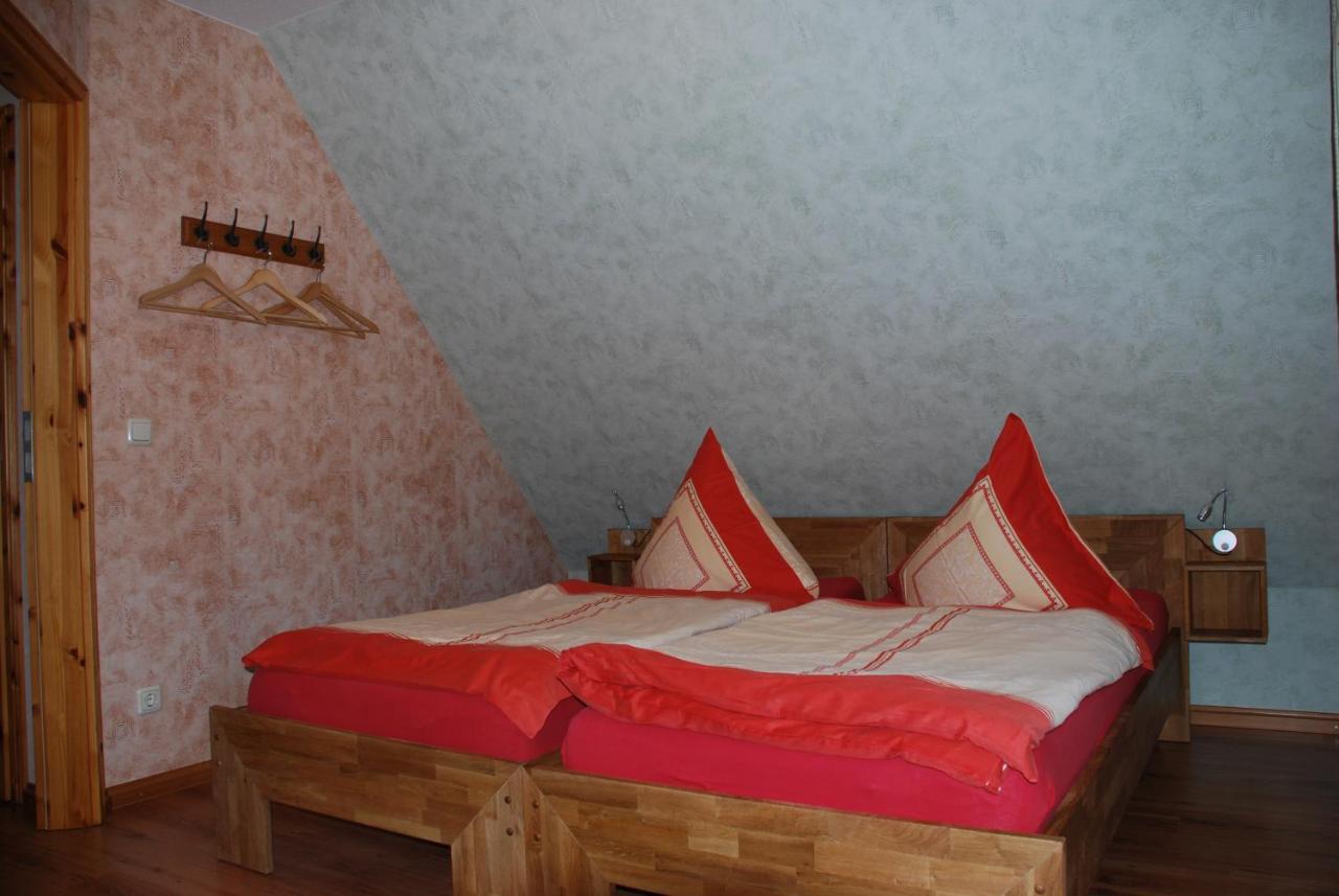 Hotel Fh Am Osterbrunnen Hinterhermsdorf Esterno foto